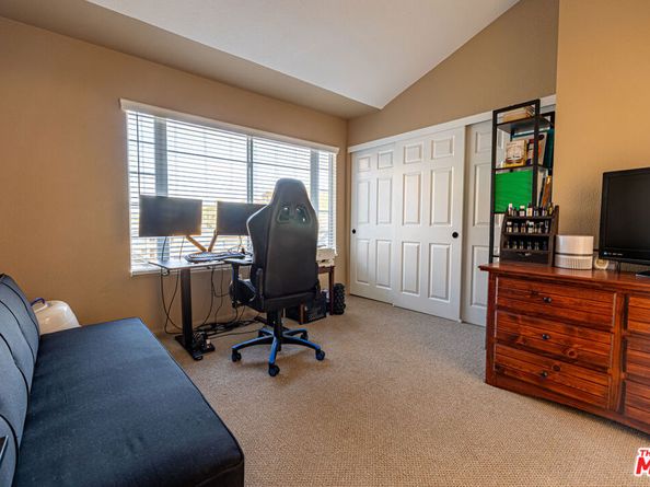 4600 Don Lorenzo Drive 4, Los Angeles CA 90008