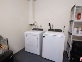 4600 Don Lorenzo Drive 4, Los Angeles CA 90008