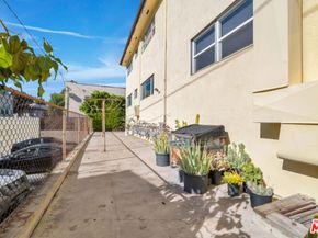 7236 Fountain Avenue 14, West Hollywood CA 90046