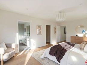 4617 10th Avenue, Los Angeles CA 90043