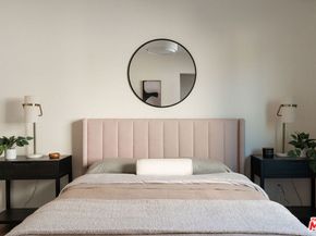 4617 10th Avenue, Los Angeles CA 90043