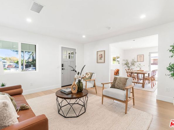 123 N Harvard Boulevard, Los Angeles CA 90004