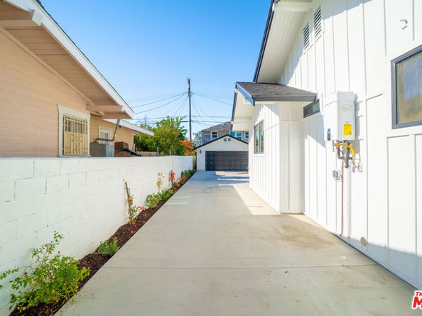 123 N Harvard Boulevard, Los Angeles CA 90004