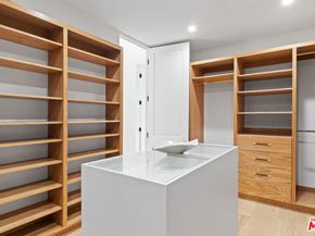 4535 Haskell Avenue, Encino CA 91436