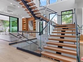 4535 Haskell Avenue, Encino CA 91436