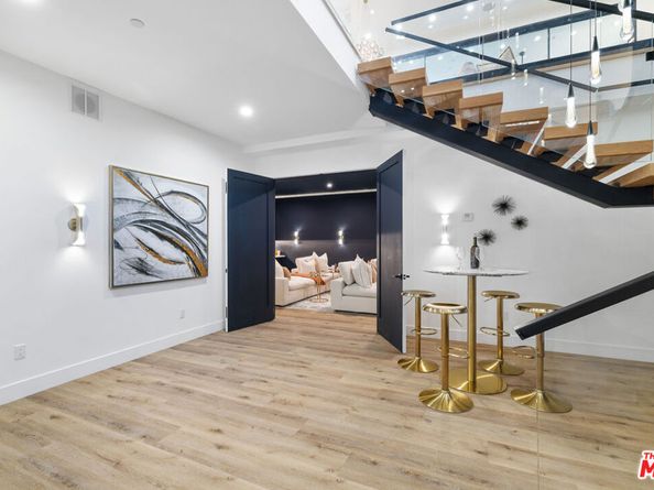 4535 Haskell Avenue, Encino CA 91436