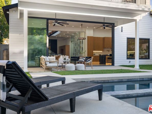 4535 Haskell Avenue, Encino CA 91436