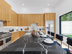 4535 Haskell Avenue, Encino CA 91436