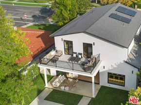 4535 Haskell Avenue, Encino CA 91436