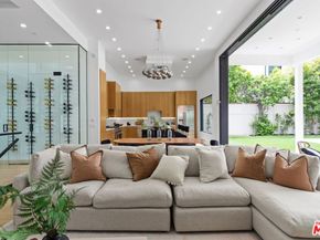 4535 Haskell Avenue, Encino CA 91436