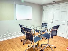 668 W 28th Street, Los Angeles CA 90007