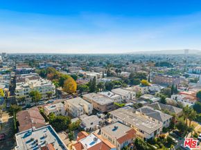 1431 S Holt Avenue, Los Angeles CA 90035