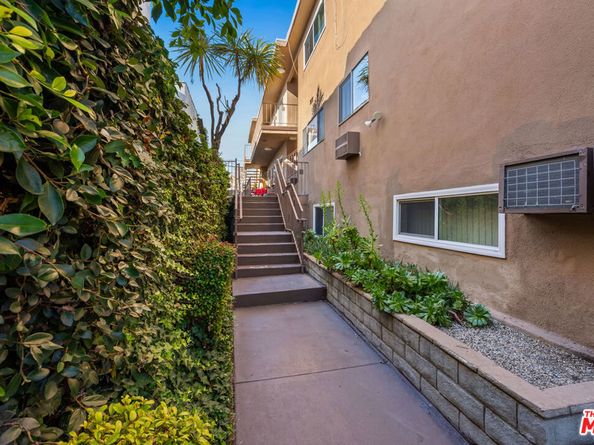 1431 S Holt Avenue, Los Angeles CA 90035