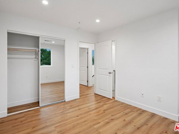 10422 Graham Avenue, Los Angeles CA 90002