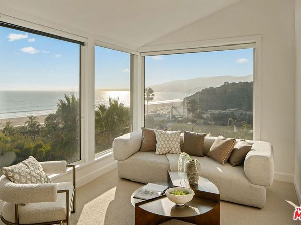 143 Ocean Avenue Ext, Santa Monica CA 90402