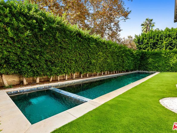 11159 La Maida Street, North Hollywood CA 91601