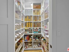 1738 Nichols Canyon Road, Los Angeles CA 90046