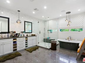 1738 Nichols Canyon Road, Los Angeles CA 90046