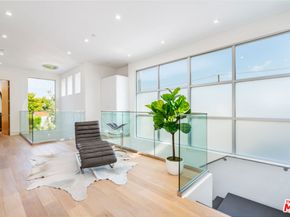 721 N Vista Street, Los Angeles CA 90046