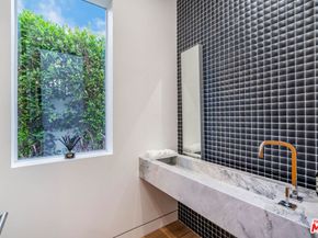 721 N Vista Street, Los Angeles CA 90046