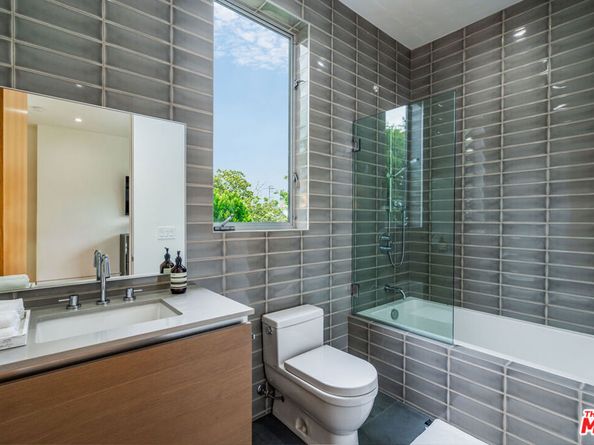 721 N Vista Street, Los Angeles CA 90046