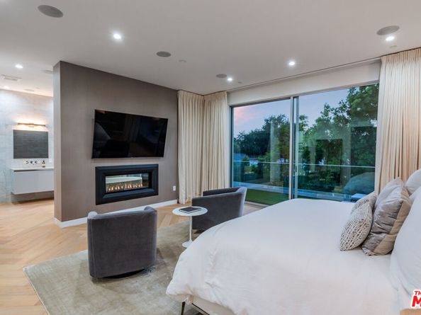 721 N Vista Street, Los Angeles CA 90046