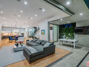 721 N Vista Street, Los Angeles CA 90046