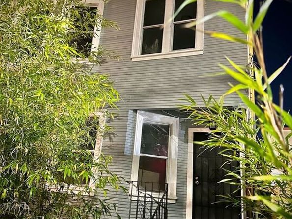 3221 Market Street, Emeryville CA 94608