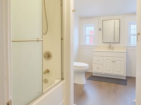 2266 Cambridge Street, Los Angeles CA 90006