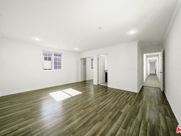 10952 Wilmington Avenue, Los Angeles CA 90059