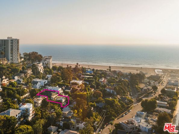 237 Mabery Road, Santa Monica CA 90402
