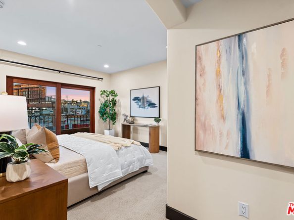 1215 Armacost Avenue 403, Los Angeles CA 90025