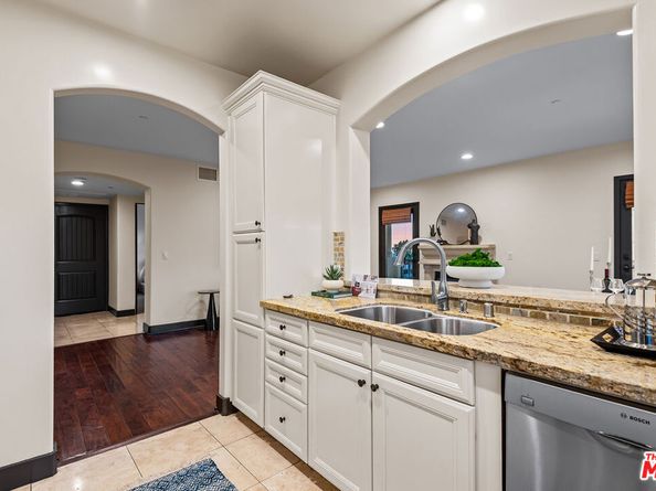 1215 Armacost Avenue 403, Los Angeles CA 90025