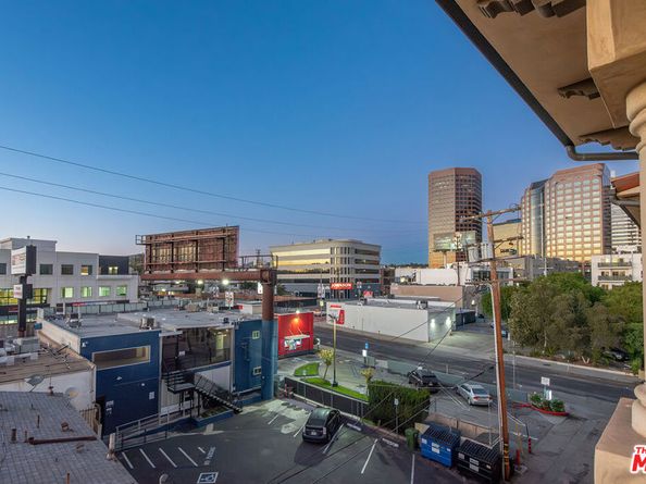 1215 Armacost Avenue 403, Los Angeles CA 90025