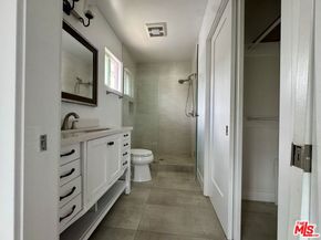 932 W Crestwood Street, San Pedro CA 90731