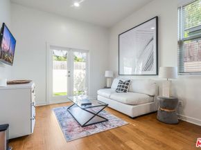 3718 S Barrington Avenue, Los Angeles CA 90066