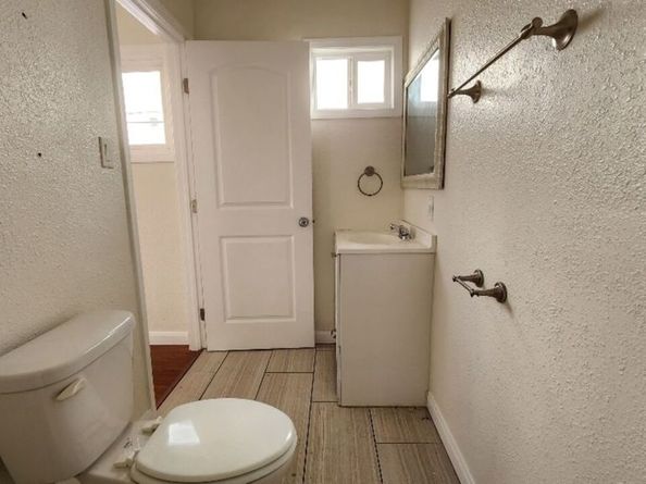 251 W 41st Place, Los Angeles CA 90037