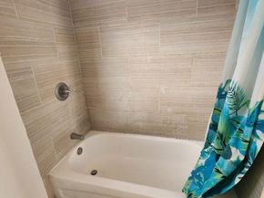 251 W 41st Place, Los Angeles CA 90037