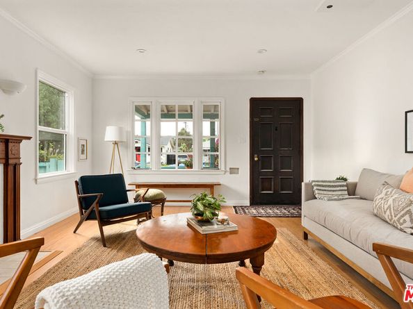 3143 Larga Avenue, Los Angeles CA 90039