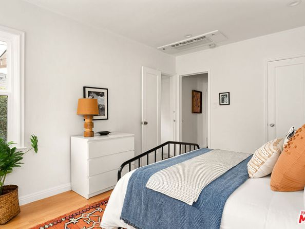 3143 Larga Avenue, Los Angeles CA 90039