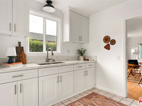 3143 Larga Avenue, Los Angeles CA 90039