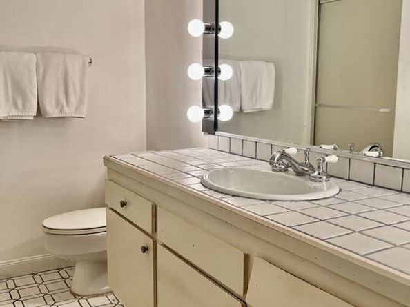 117 S Doheny Drive 410, Los Angeles CA 90048