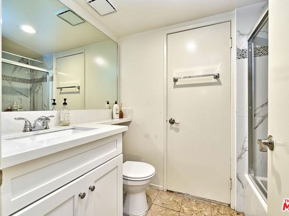 631 S Kenmore Avenue 106, Los Angeles CA 90005