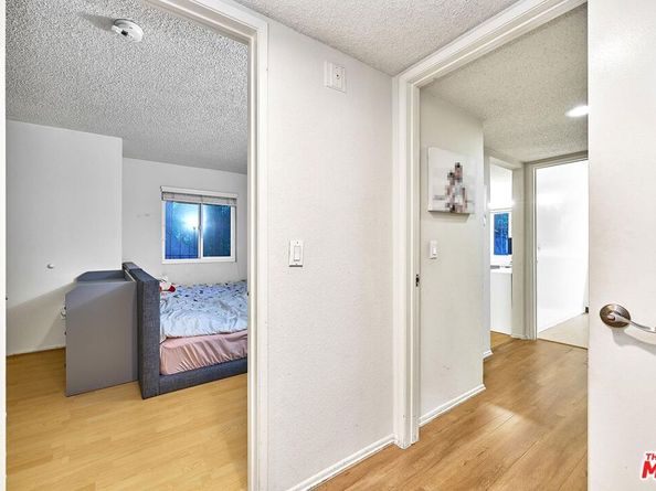 631 S Kenmore Avenue 106, Los Angeles CA 90005