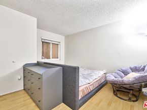 631 S Kenmore Avenue 106, Los Angeles CA 90005