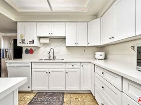 631 S Kenmore Avenue 106, Los Angeles CA 90005