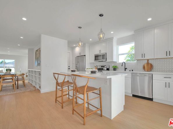 2156 W 108th Street, Los Angeles CA 90047