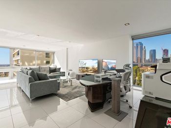 2222 Avenue Of The Stars