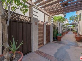 9210 Van Nuys Boulevard 11, Panorama City CA 91402