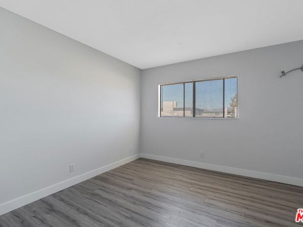 9210 Van Nuys Boulevard 11, Panorama City CA 91402